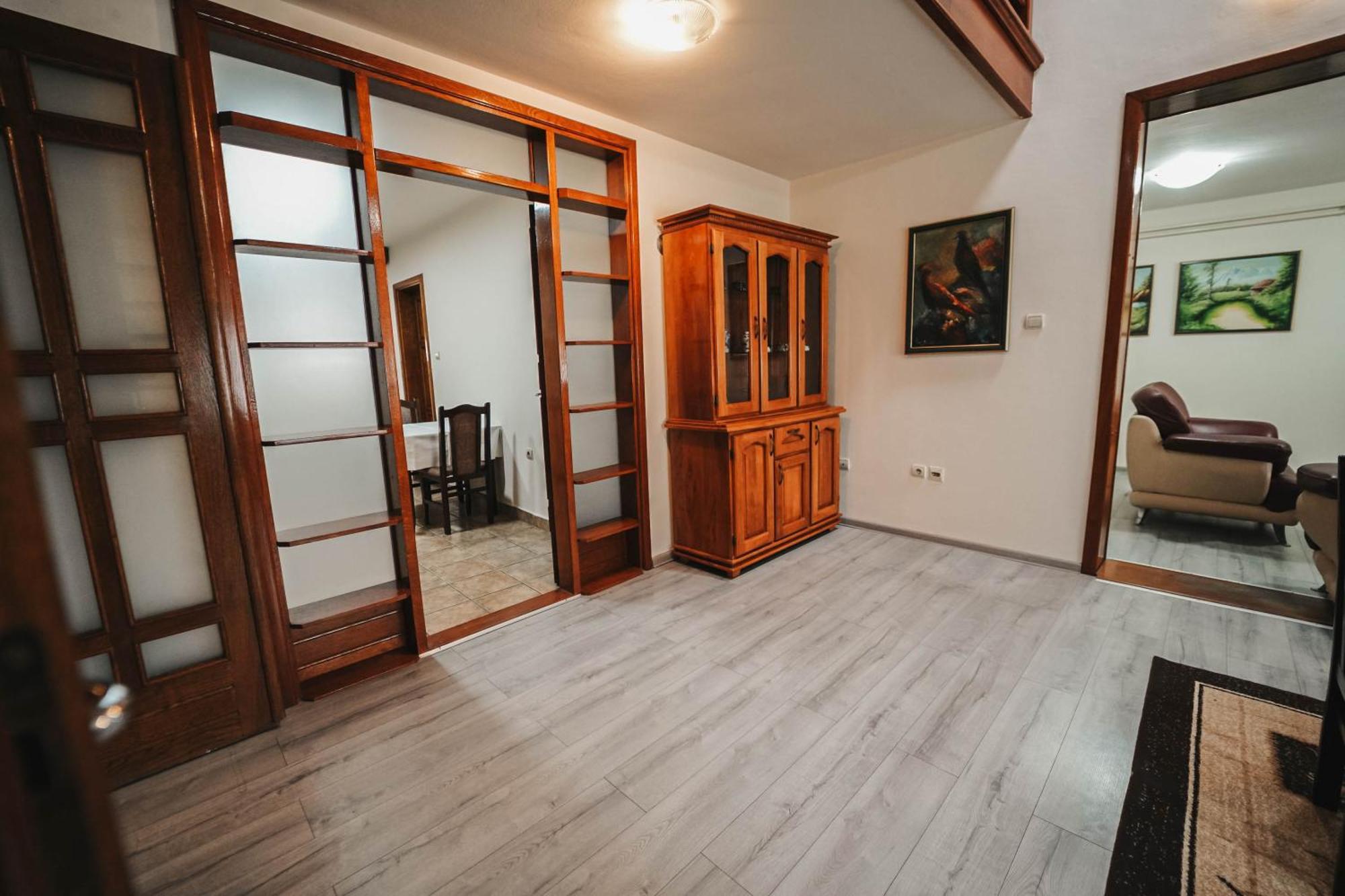 B&B Passage Sremska Mitrovica Bagian luar foto